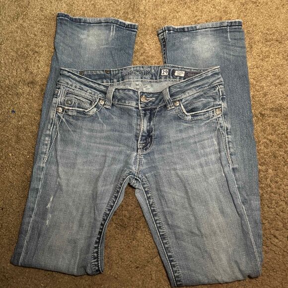 Size 29 Lowrise Miss Me Lightwash Bootcut Jeans - Picture 2 of 3